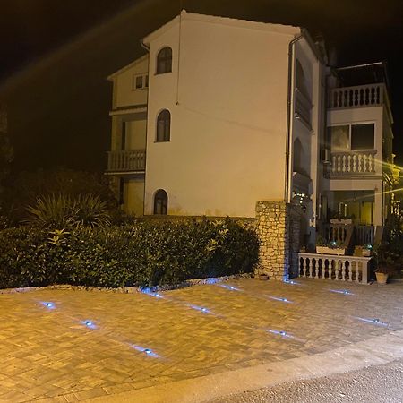 Villa Grey Stone Vodice Buitenkant foto