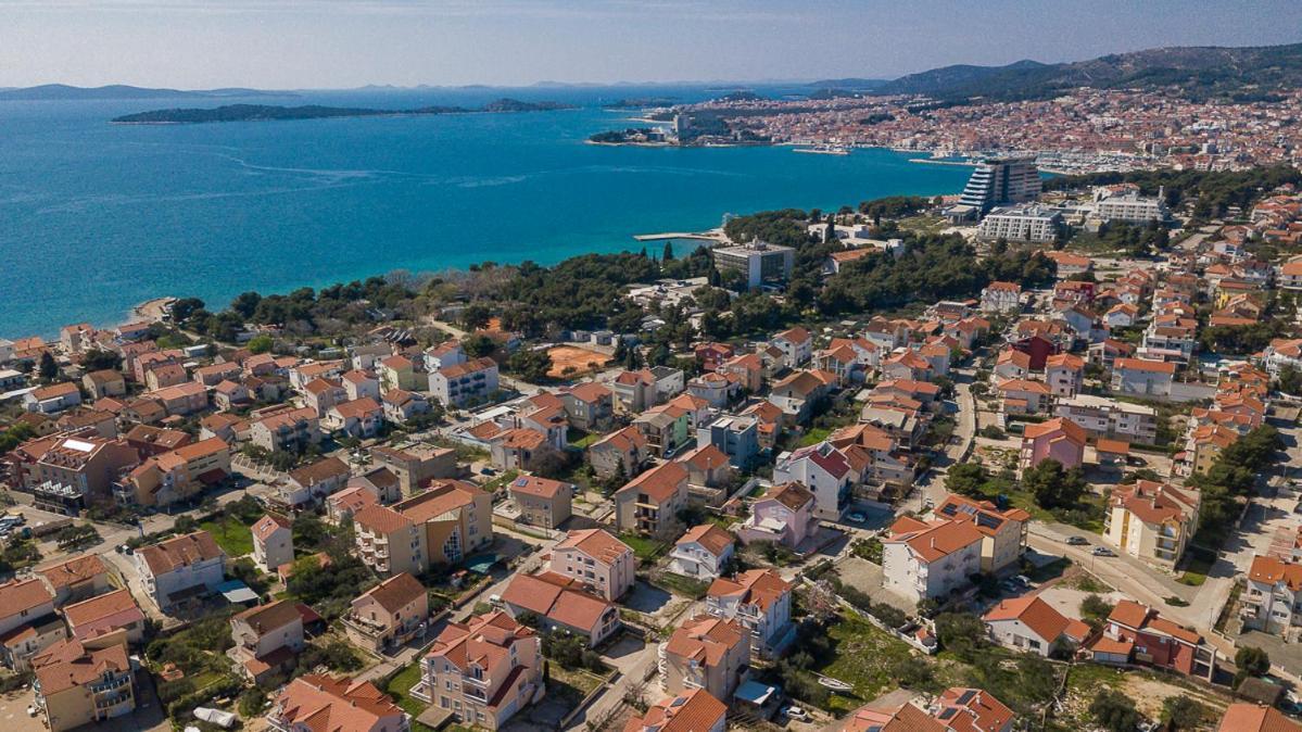 Villa Grey Stone Vodice Buitenkant foto