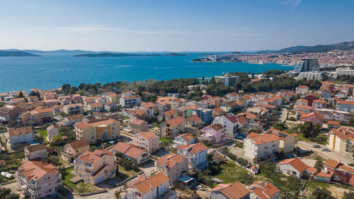 Villa Grey Stone Vodice Buitenkant foto