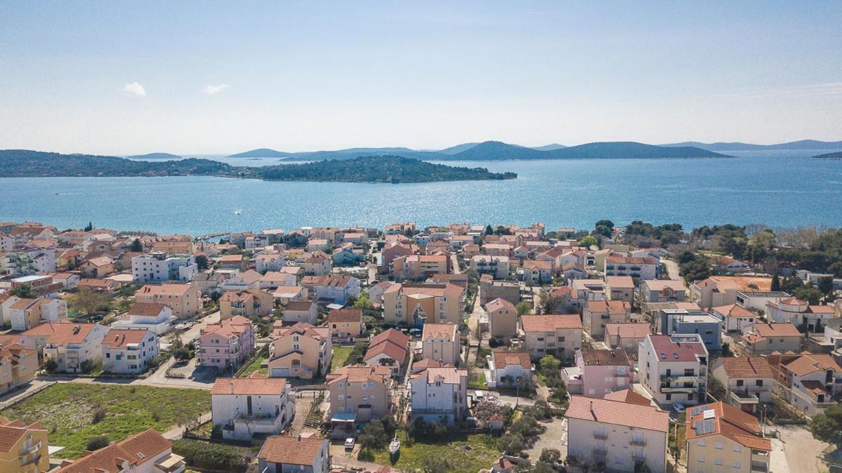 Villa Grey Stone Vodice Buitenkant foto