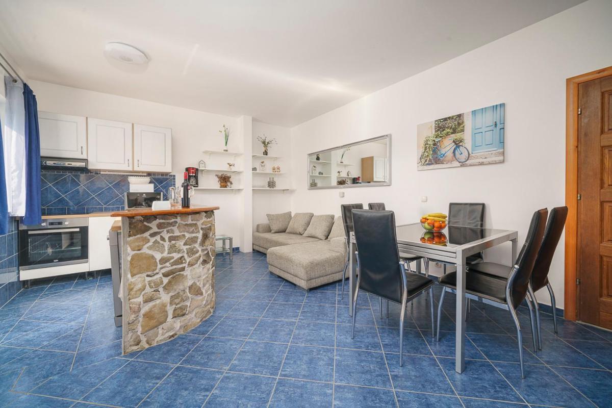 Villa Grey Stone Vodice Buitenkant foto